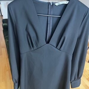 Zara Elegant Black Long Sleeve Dress